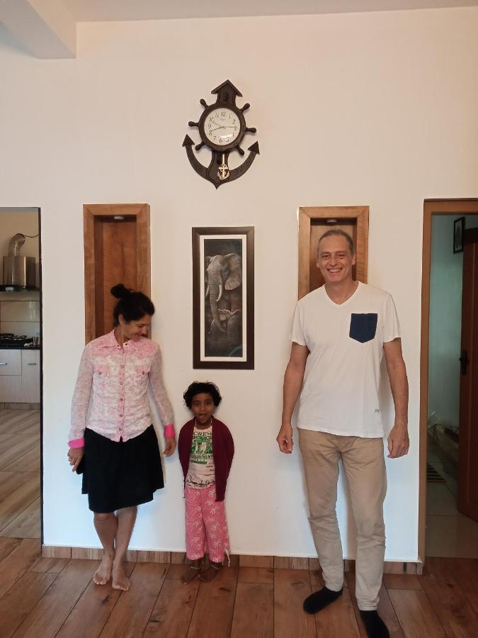 Creek Way Munnar Hotel Anachal ภายนอก รูปภาพ